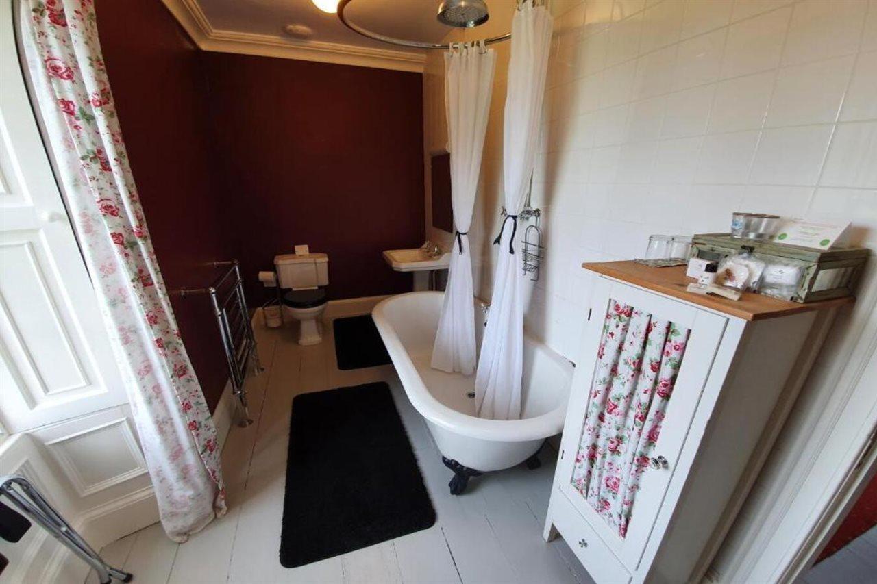 Parkhead House Bed & Breakfast Норт Куинсфери Екстериор снимка