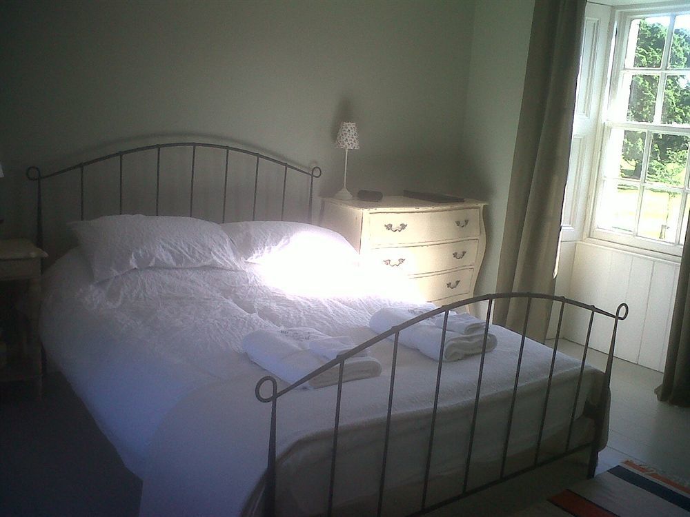 Parkhead House Bed & Breakfast Норт Куинсфери Екстериор снимка