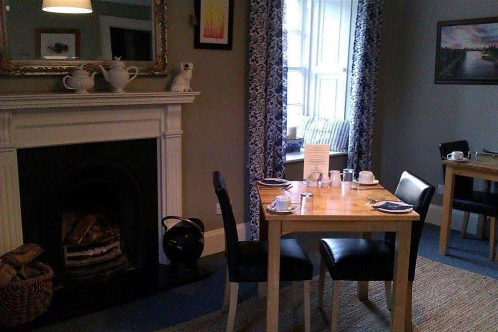 Parkhead House Bed & Breakfast Норт Куинсфери Екстериор снимка